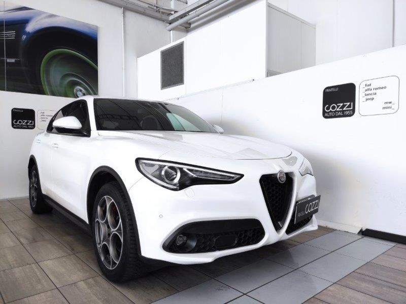 ALFA ROMEO Stelvio Stelvio 2.2 Turbodiesel 190 CV AT8 Q4 Sprint - Cozzi